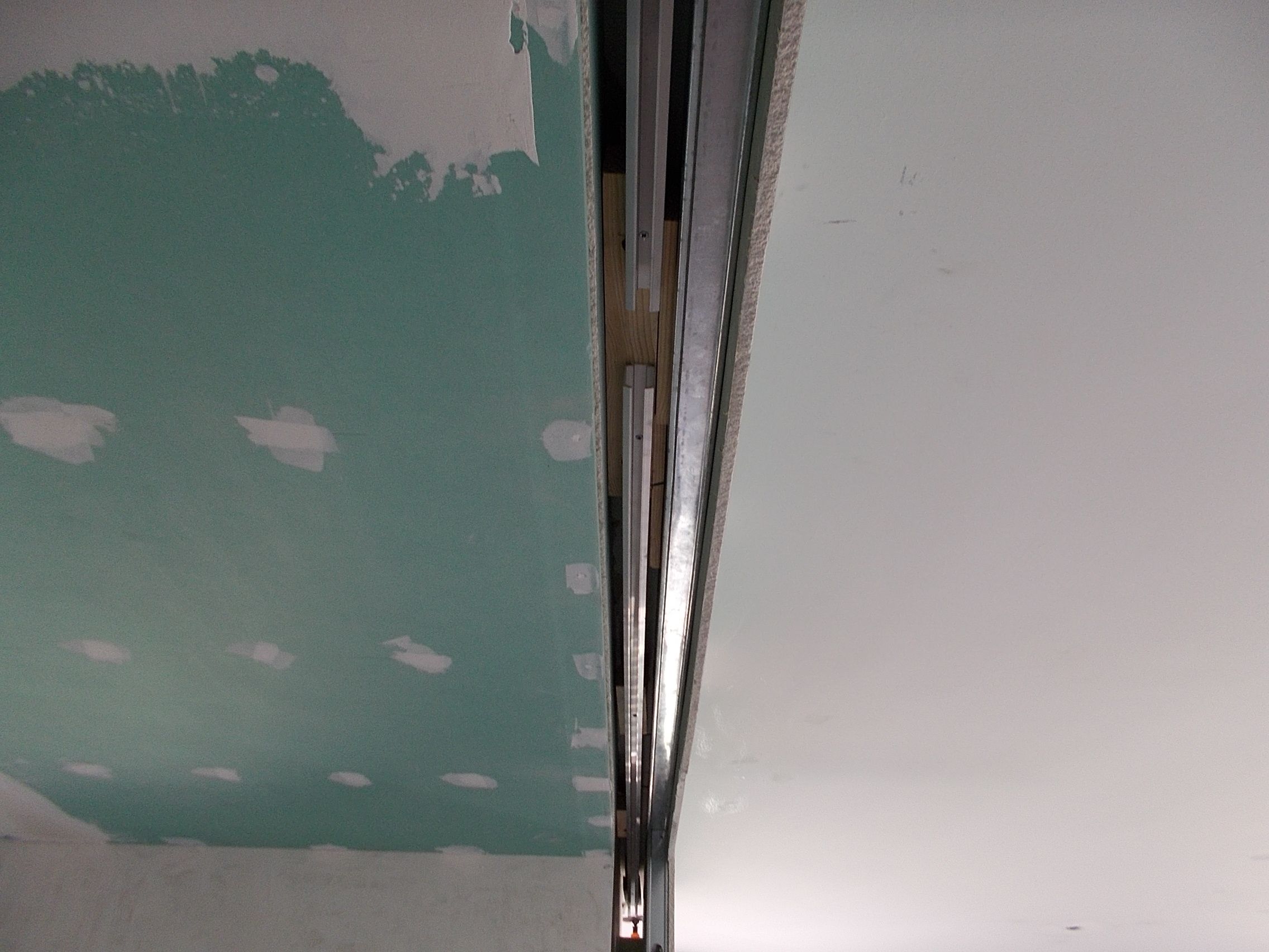 Fotografia de aplica&ccedil;&atilde;o de pladur