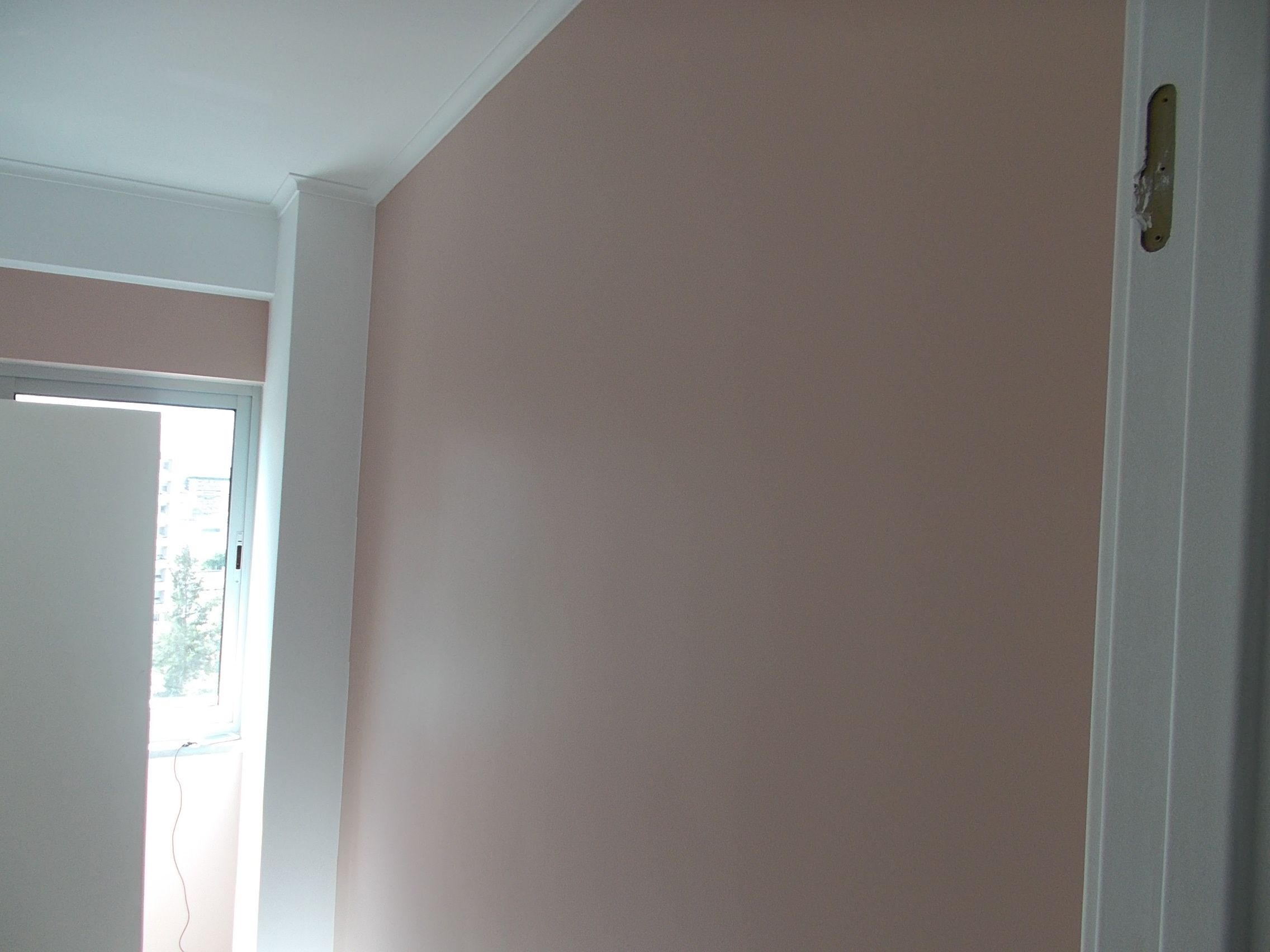 Fotografia de uma parede pintada