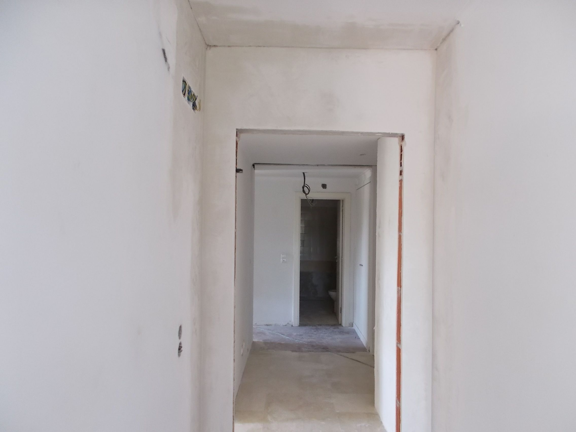 Fotografia de estuque num corredor